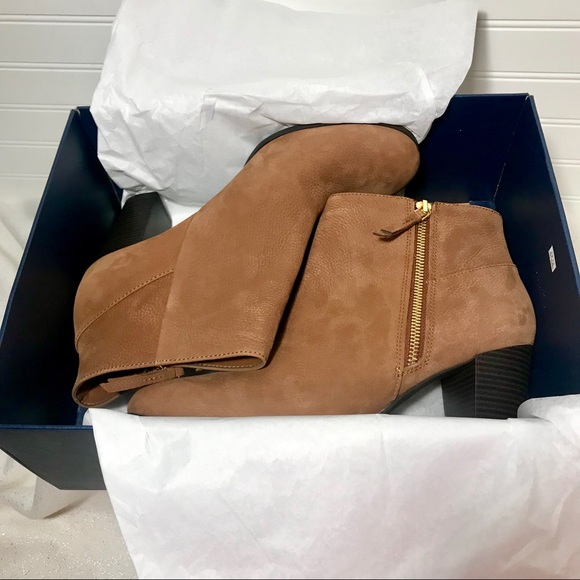NWT Cole Haan Davenport Bootie, Size 11 - Picture 3 of 7